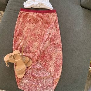 Cute high waisted high low skirt